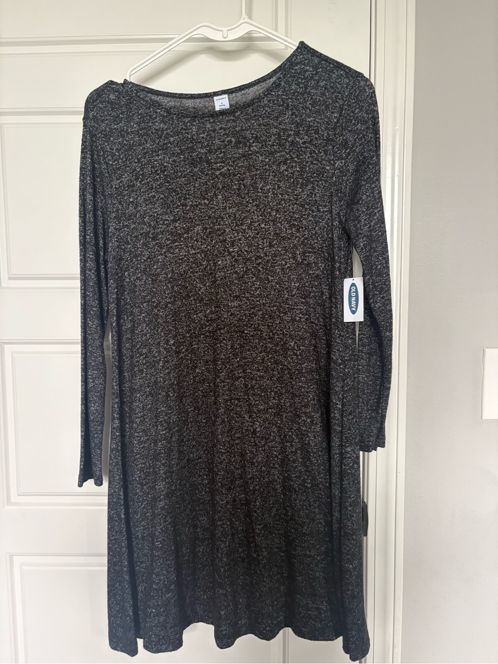 Old Navy Black Heather Long Sleeve Swing Dress